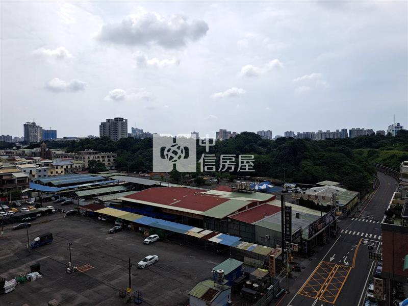 復華商圈3+1房平車電寓房屋室內格局與周邊環境