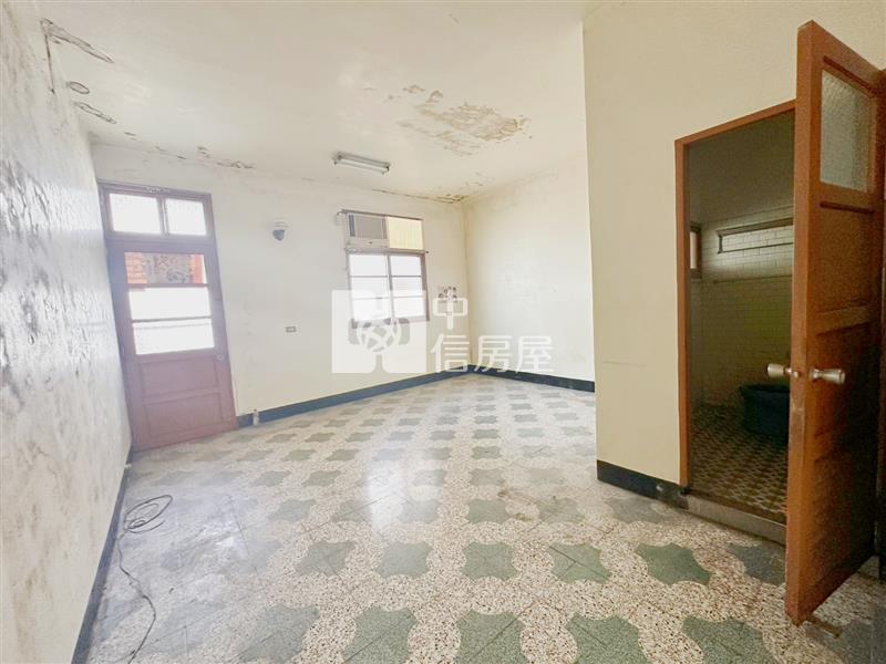 平鎮德育路正透店房屋室內格局與周邊環境