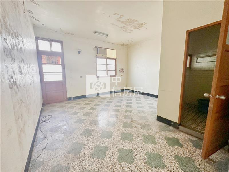 平鎮德育路正透店房屋室內格局與周邊環境