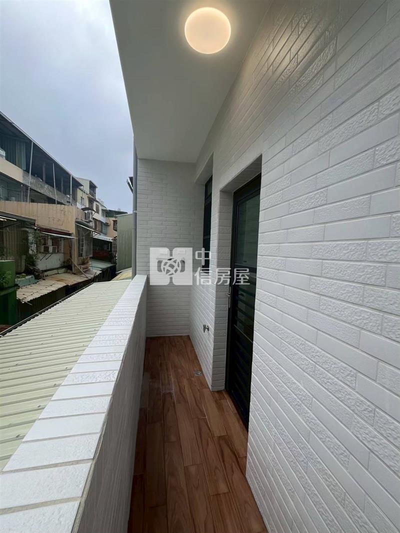 信義國小翻新透天房屋室內格局與周邊環境