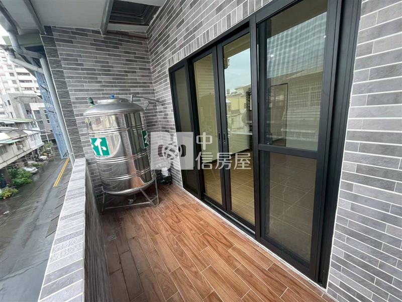 信義國小翻新透天房屋室內格局與周邊環境