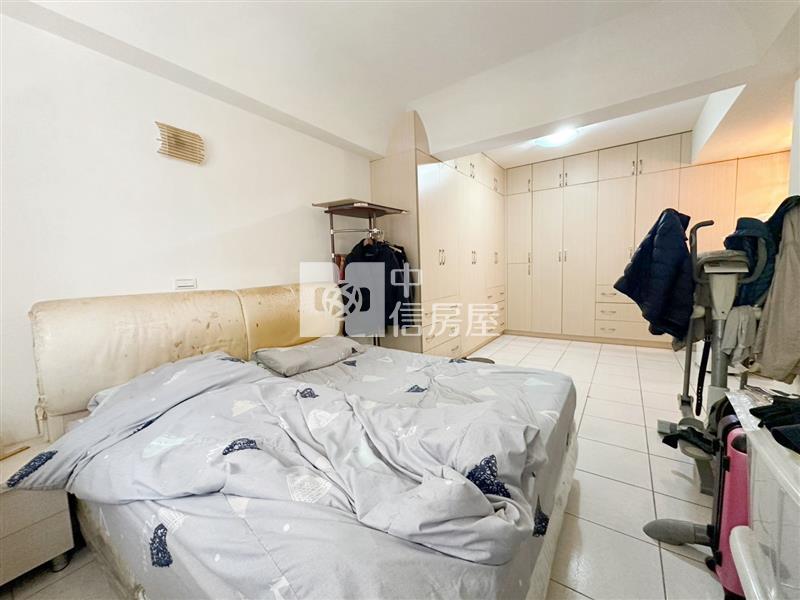 文化學區旁超大3+1房加車位一層一戶房屋室內格局與周邊環境