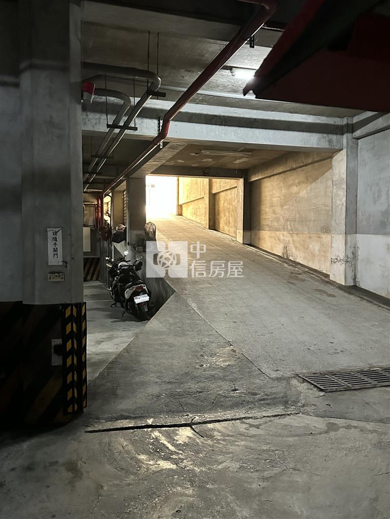 文化學區旁超大3+1房加車位一層一戶房屋室內格局與周邊環境