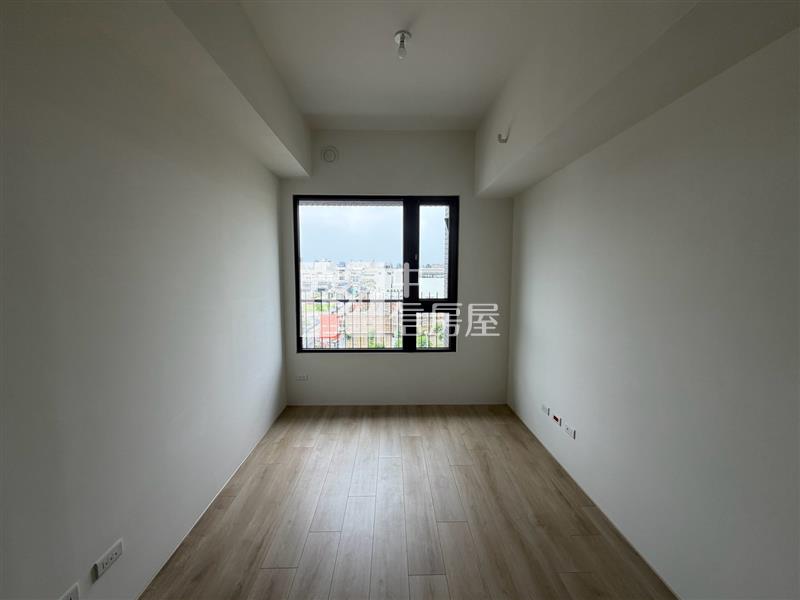 精晨Home Show兩房兩位平車房屋室內格局與周邊環境