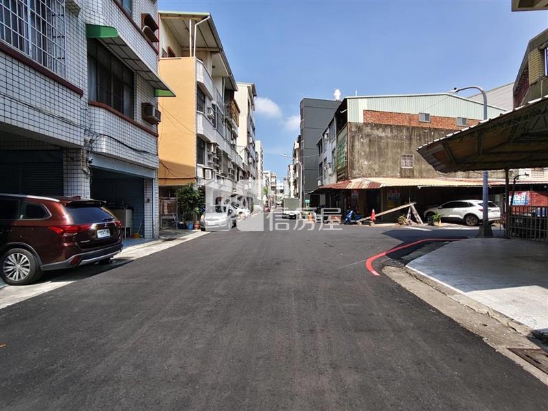 前鎮和義街打造夢想稀有透天店住房屋室內格局與周邊環境