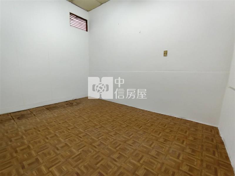前鎮和義街打造夢想稀有透天店住房屋室內格局與周邊環境