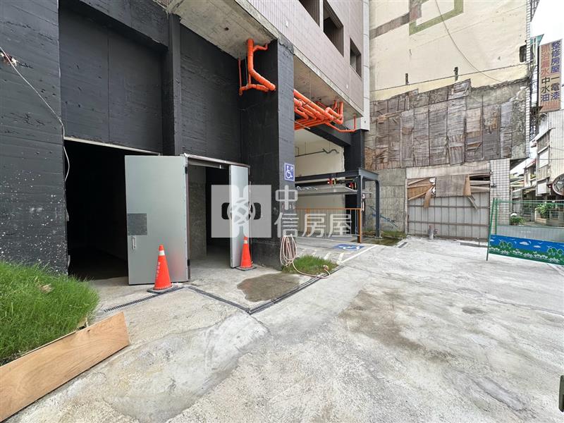 宜園一青隱全新2房2衛房屋室內格局與周邊環境