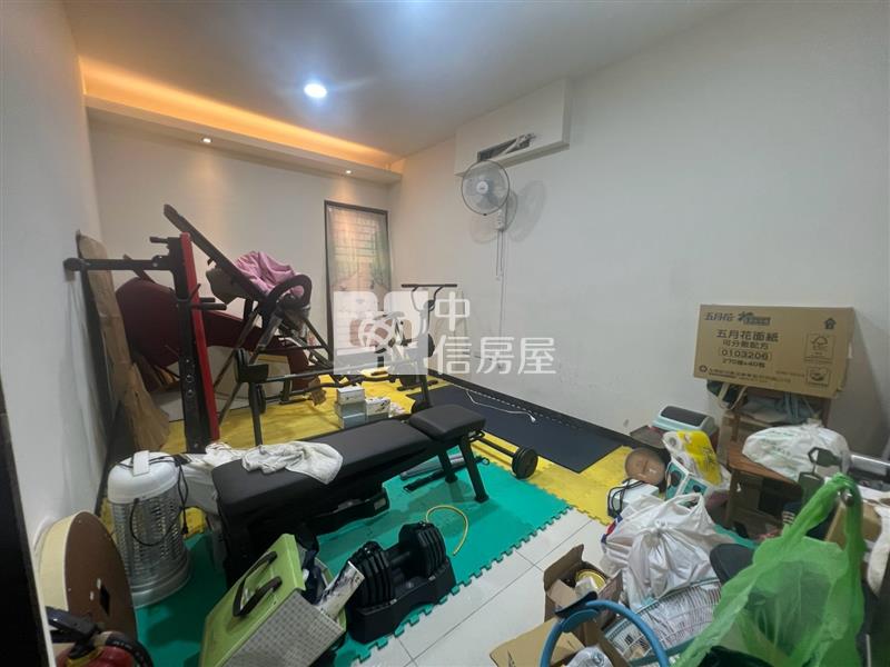 太平萬家福旁美透天房屋室內格局與周邊環境
