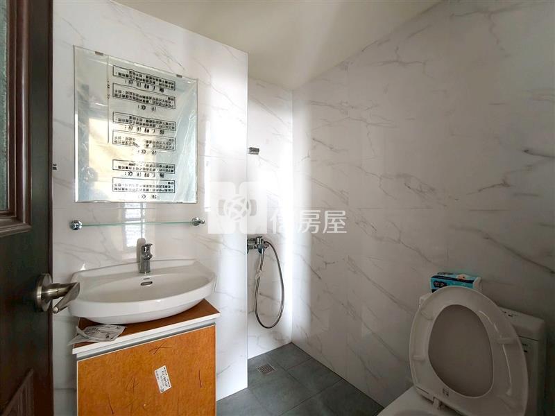 弘文中學電梯別墅房屋室內格局與周邊環境