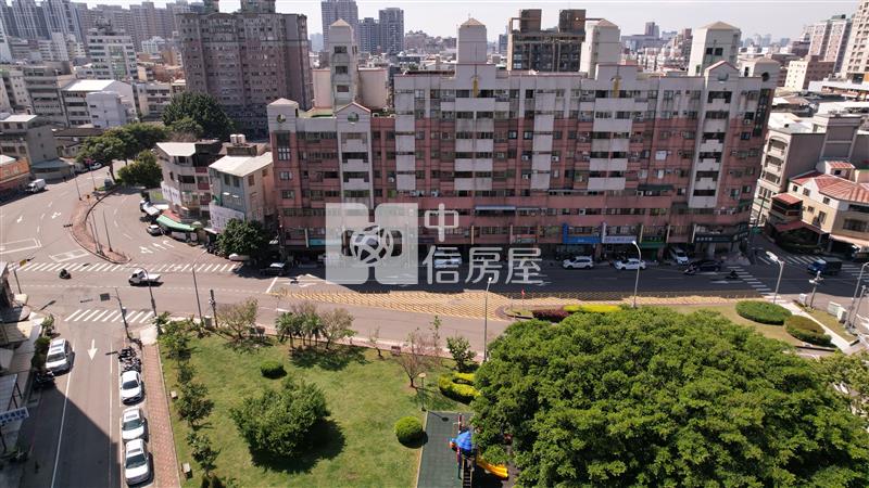 極品1+2樓金店面★北區太原綠園道房屋室內格局與周邊環境