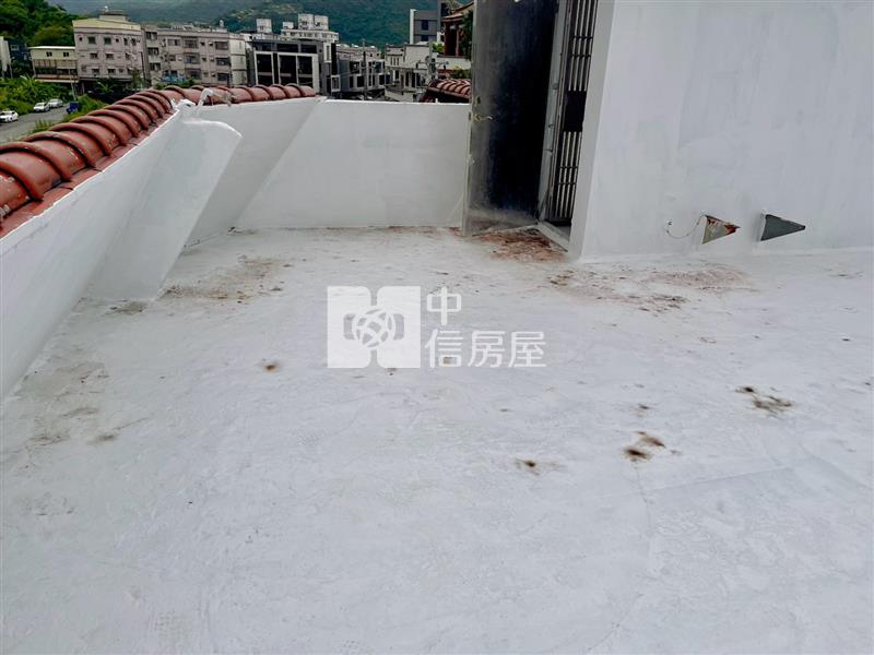 員山市中心商業區透天房屋室內格局與周邊環境