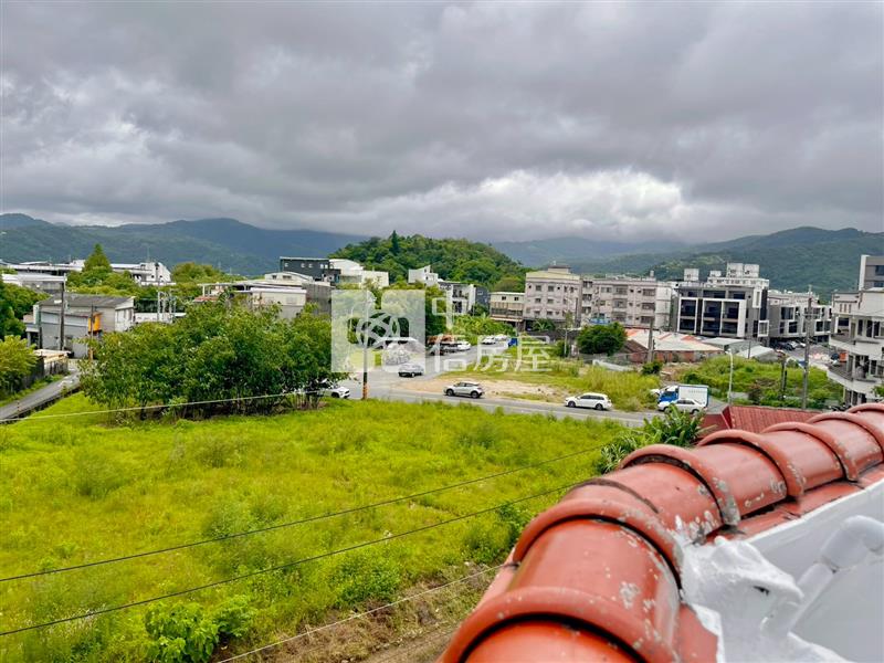 員山市中心商業區透天房屋室內格局與周邊環境