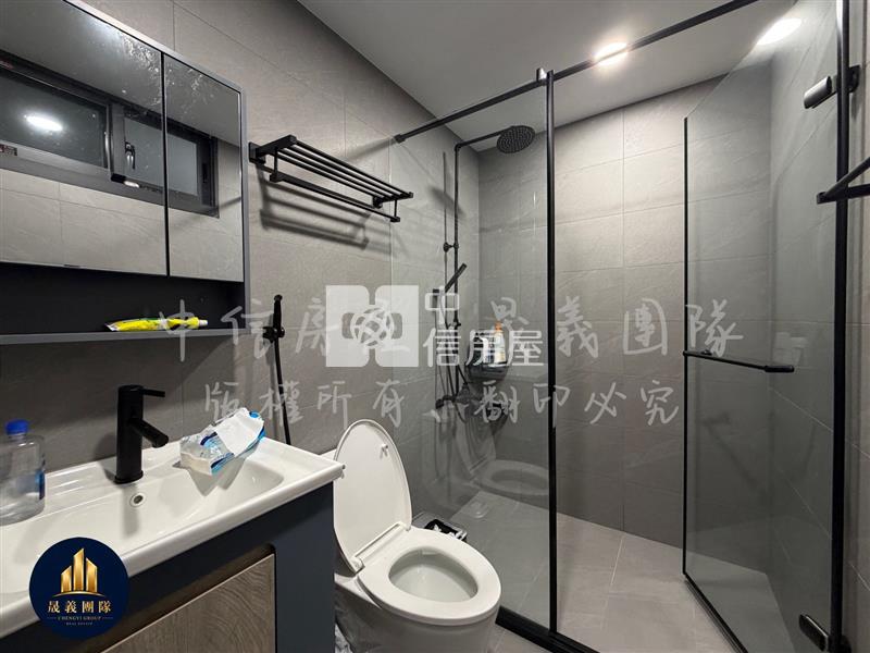 【龜山透天】全室百萬装潢 | 使用高規格設備丨整棟翻修精品屋房屋室內格局與周邊環境