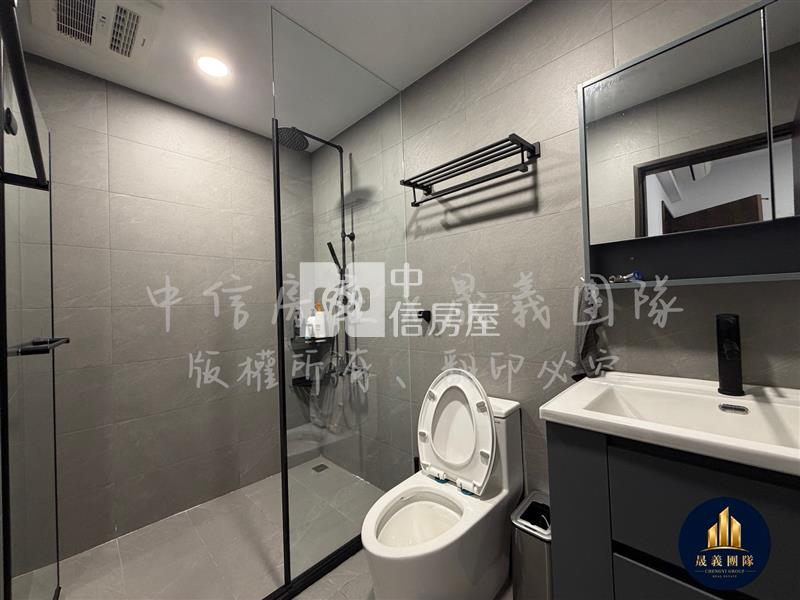 【龜山透天】全室百萬装潢 | 使用高規格設備丨整棟翻修精品屋房屋室內格局與周邊環境