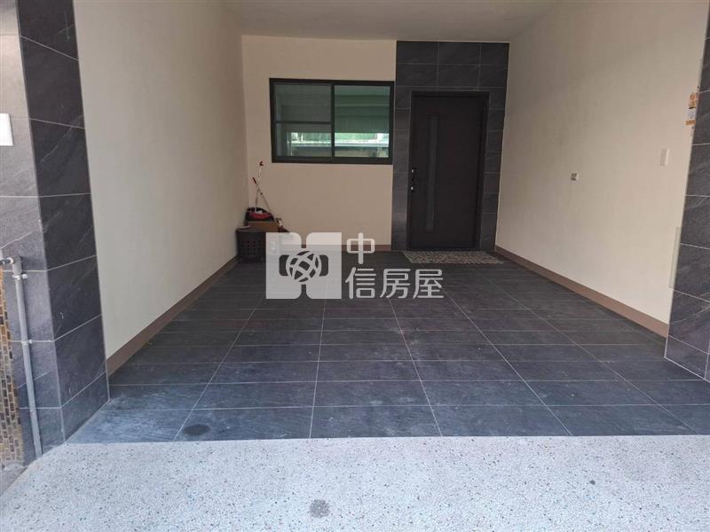 東區富農街全整新透天厝