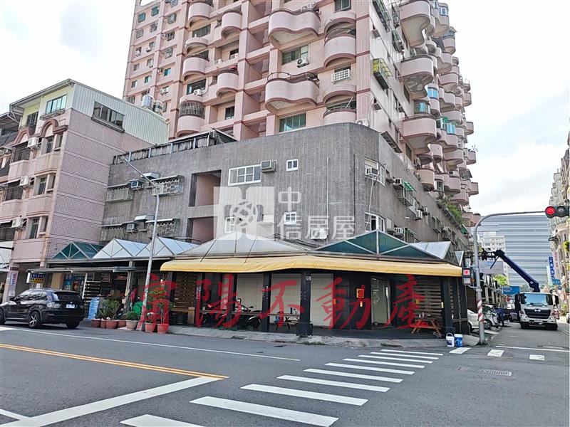 楠梓角窗金店住