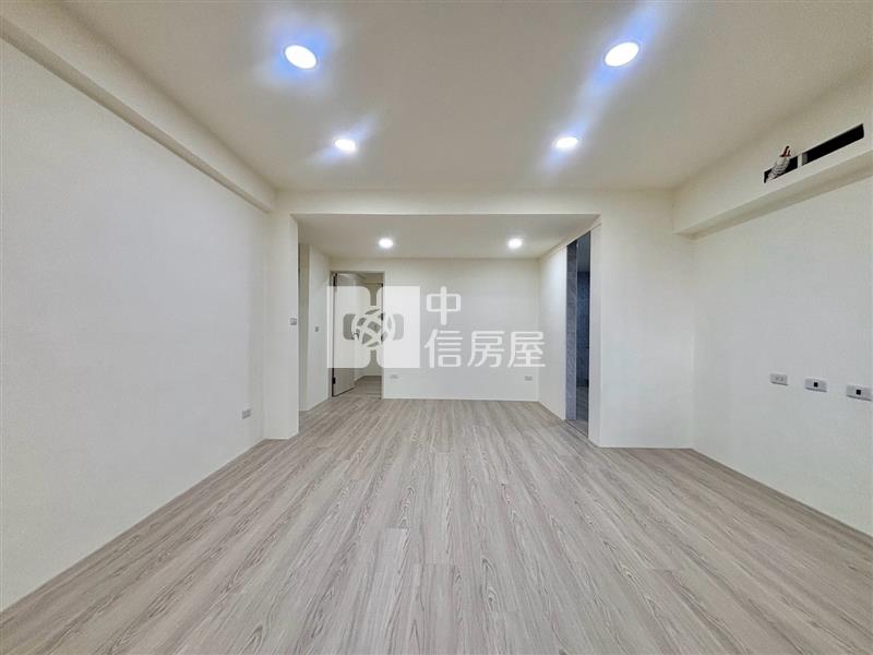 文化路近中山高中精裝三房採光屋