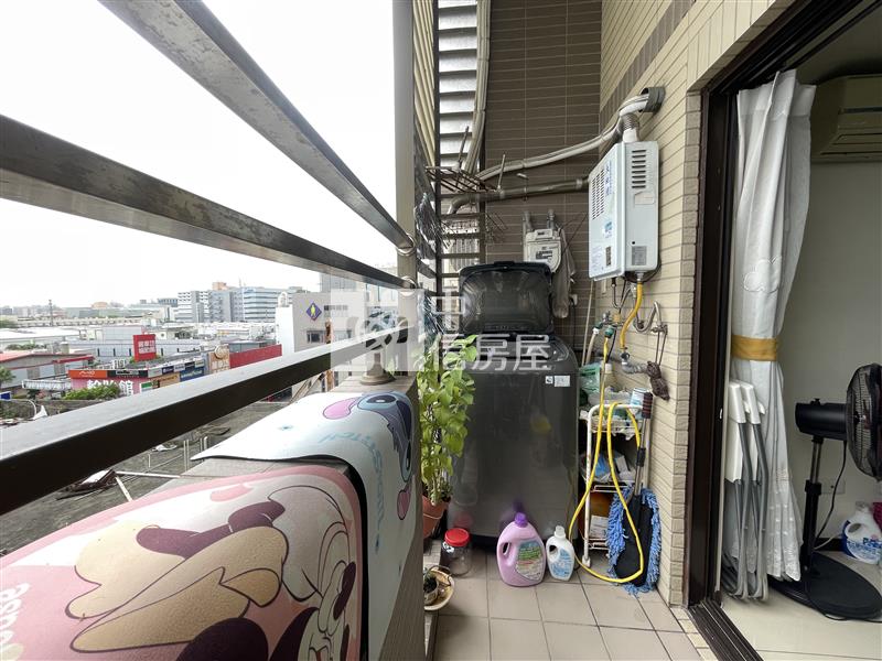 中壢湯城世紀大樓區+車位