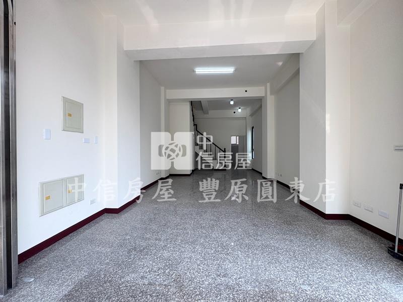18米路店面