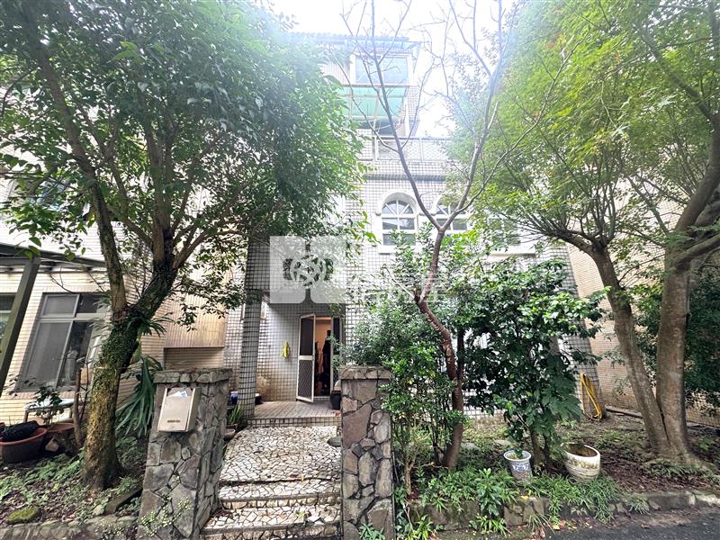 麗景天下花園別墅