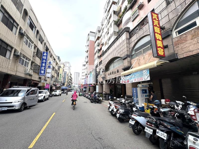 水湳市場旁1+2樓金店面+平車(2042699)