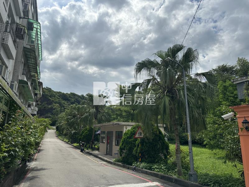 伯爵綠景3房車位(75)