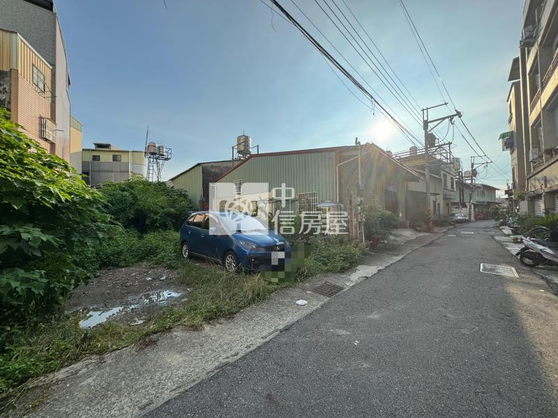 大里蓋兩戶豪宅成功商圈9.4米大面寬建地