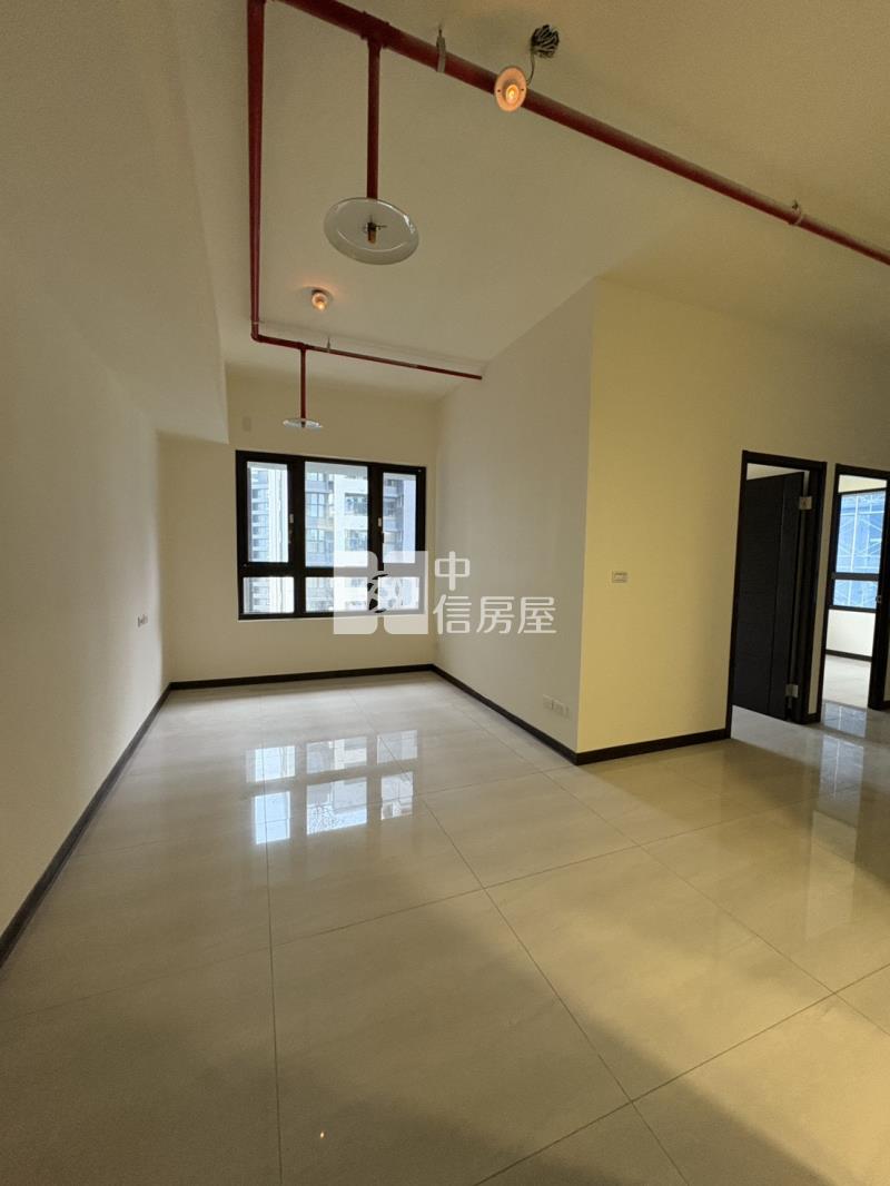 禾川琚市景2+1房車 中信賴輝榮