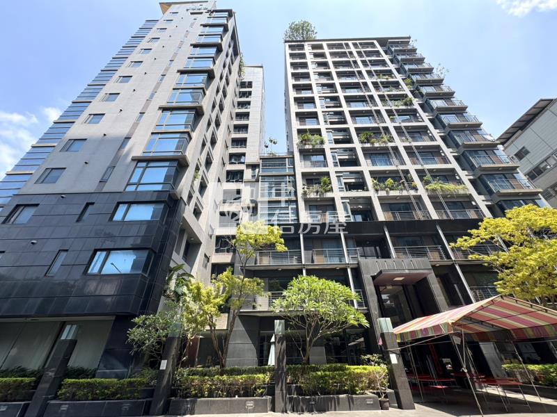 寶輝首璽樓中樓雙平車露臺戶