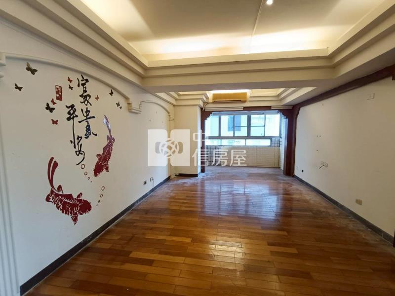 樂福*一降再降*潭子慶懋巨鎮合併戶4房+車位