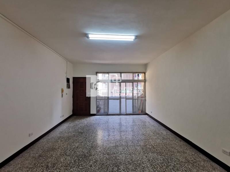 【圓璽不動產】士東市場三房