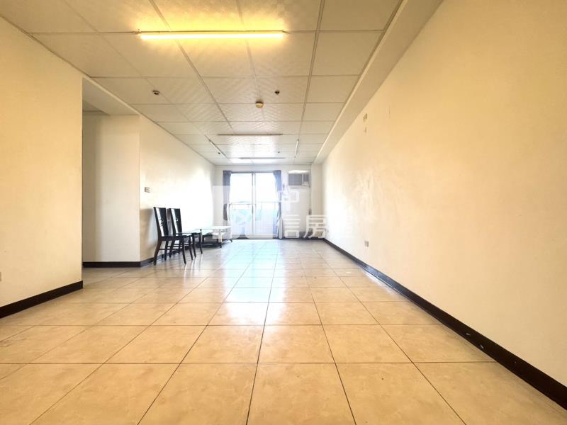 埔心火車站【五守新村景觀三房車】