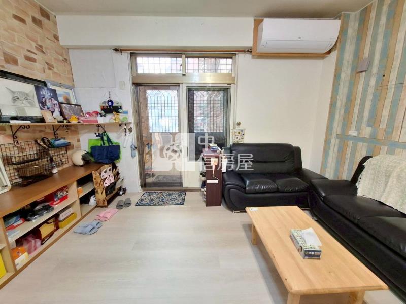 【漂亮】中壢後站忠貞龍岡一樓美四房