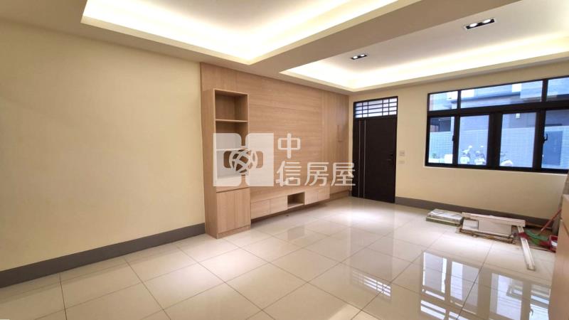 潭子大豐商圈全新裝潢美透天