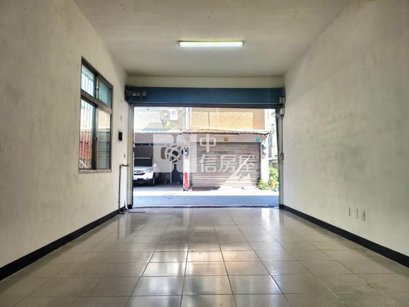 遊刃有餘南園街三角窗店住