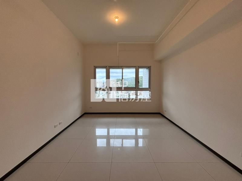 【圓璽不動產】磺溪旁聯上天母四房大露台戶