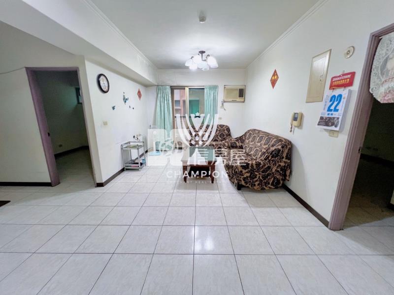 第一特獎稀有前區【冠軍尤妹】電梯四房出價就談