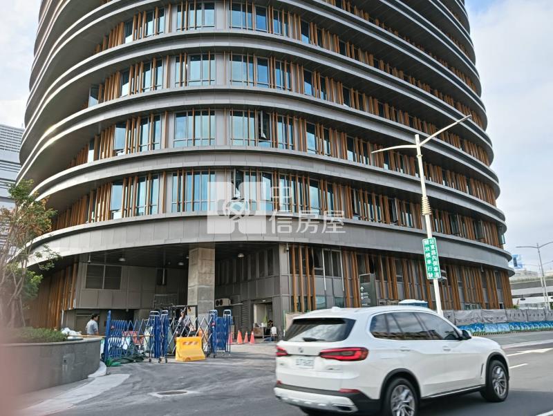 站前一樓，樓店.住辦