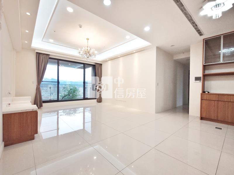 閱上景面公園三房雙車