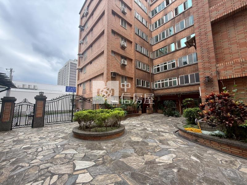 買房找小榆｜全聯旁稀有四房平車