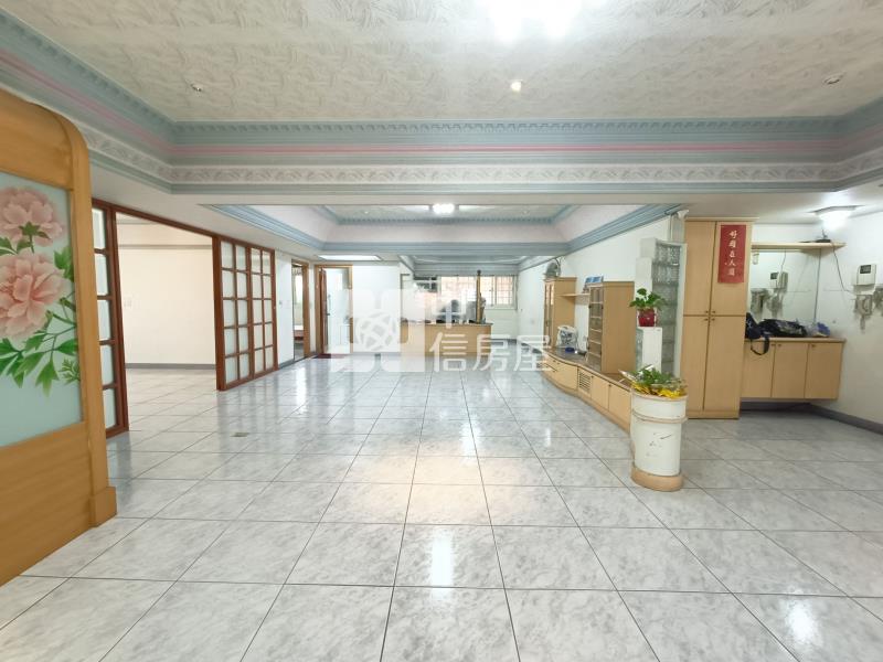 近捷運A22🌈中壢夜市大坪數6房+車位