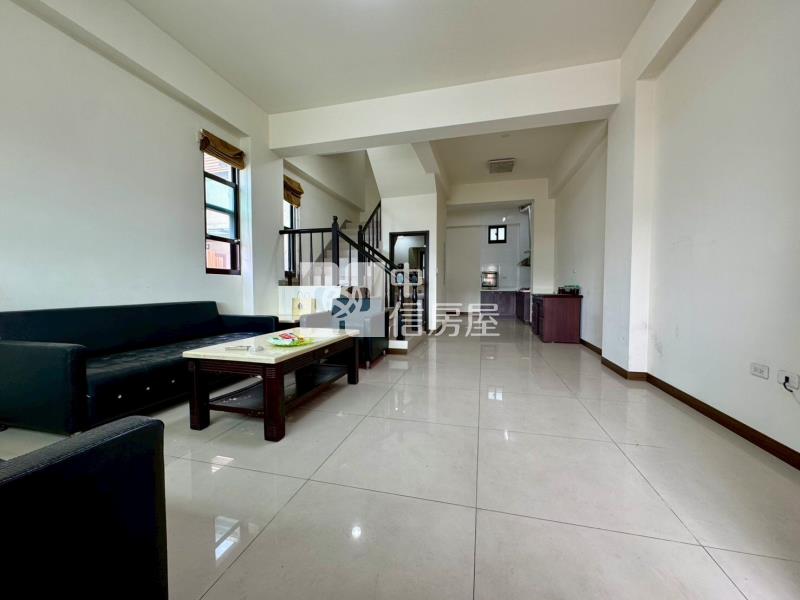 草屯碧山全聯旁邊間透天