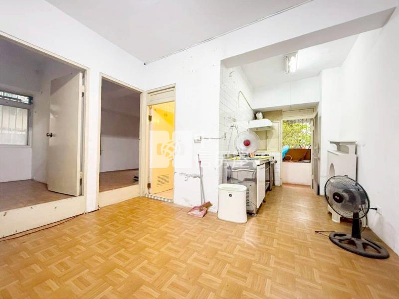 ❣️賣厝明明❣️青年公園旁國興社區低總價1樓