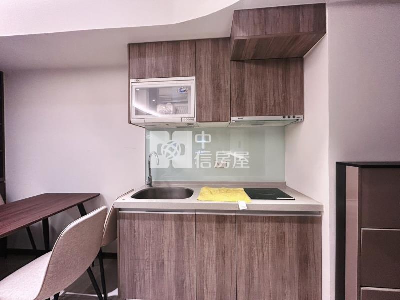 9D34北側住家套房車