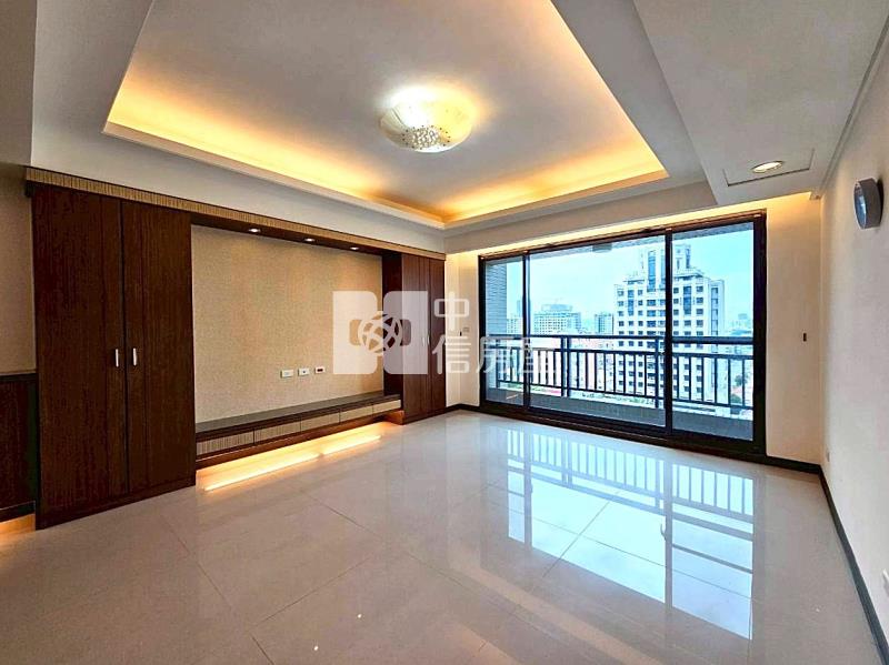 日出登陽正11期指標高樓四房雙車