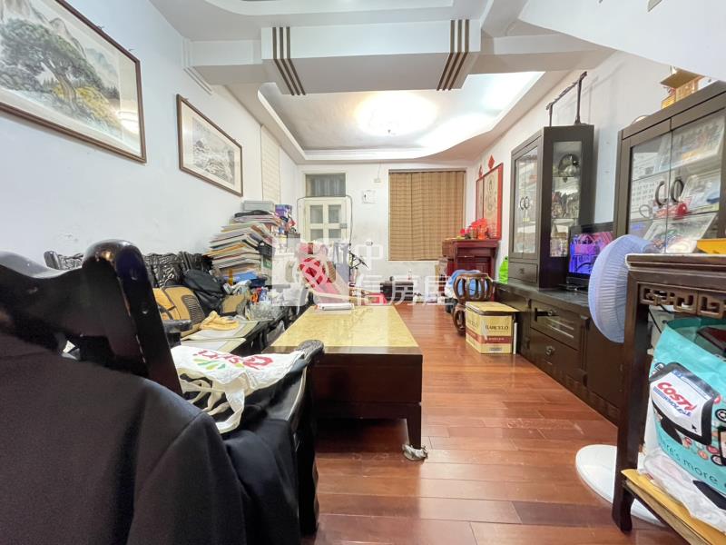 雙敦大土地透天-中信房屋台北南京店