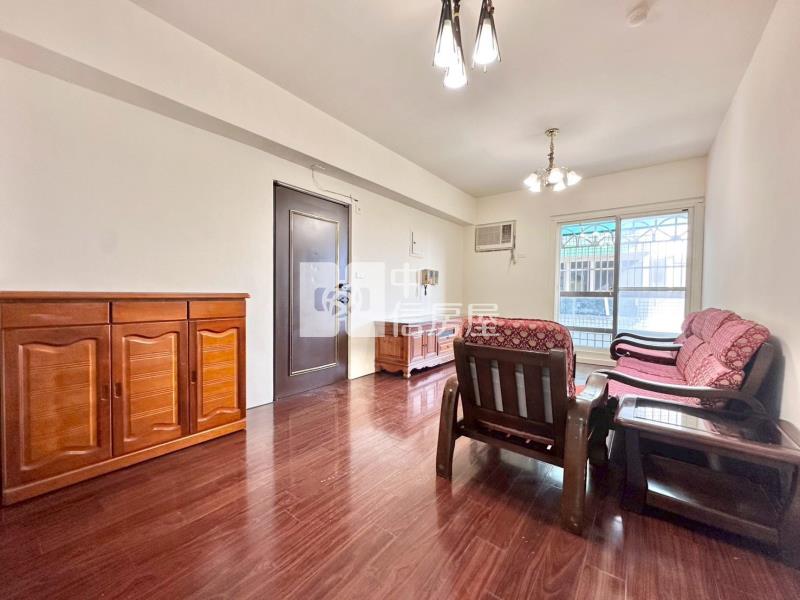 龍潭交流道三房美住宅