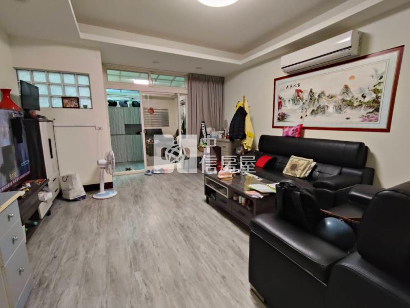 【專任】平鎮家樂福旁美透天(室內車庫)