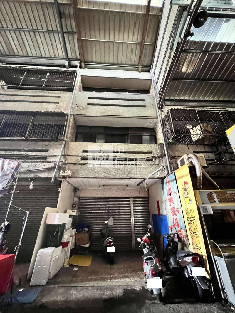 正向上市場稀有釋出黃金透店