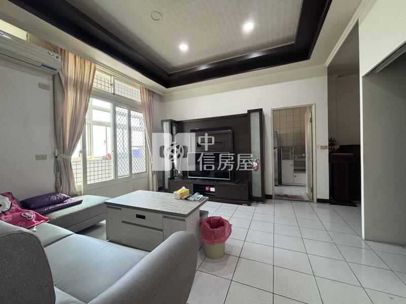 平鎮66快速道路旁電梯大三房